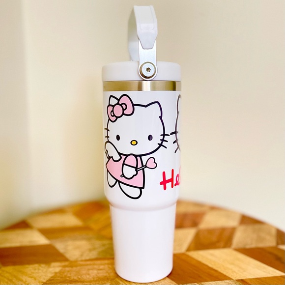NEW Hello Kitty 30oz Tumbler.Double wall Stainless Cup keeps cold and hot drinks - Picture 3 of 3